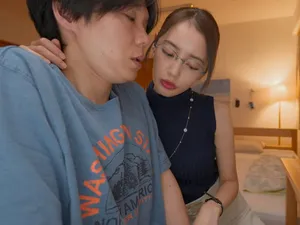 Asian chick gets jism creampied by Japan guy