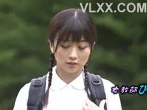 MVSD-556 Một tiếp viên hàng không mới vào nghề bị đe dọa, giam giữ và cưỡng hiếp bởi một tên gangster Guess và bị biến thành nô lệ tình dục