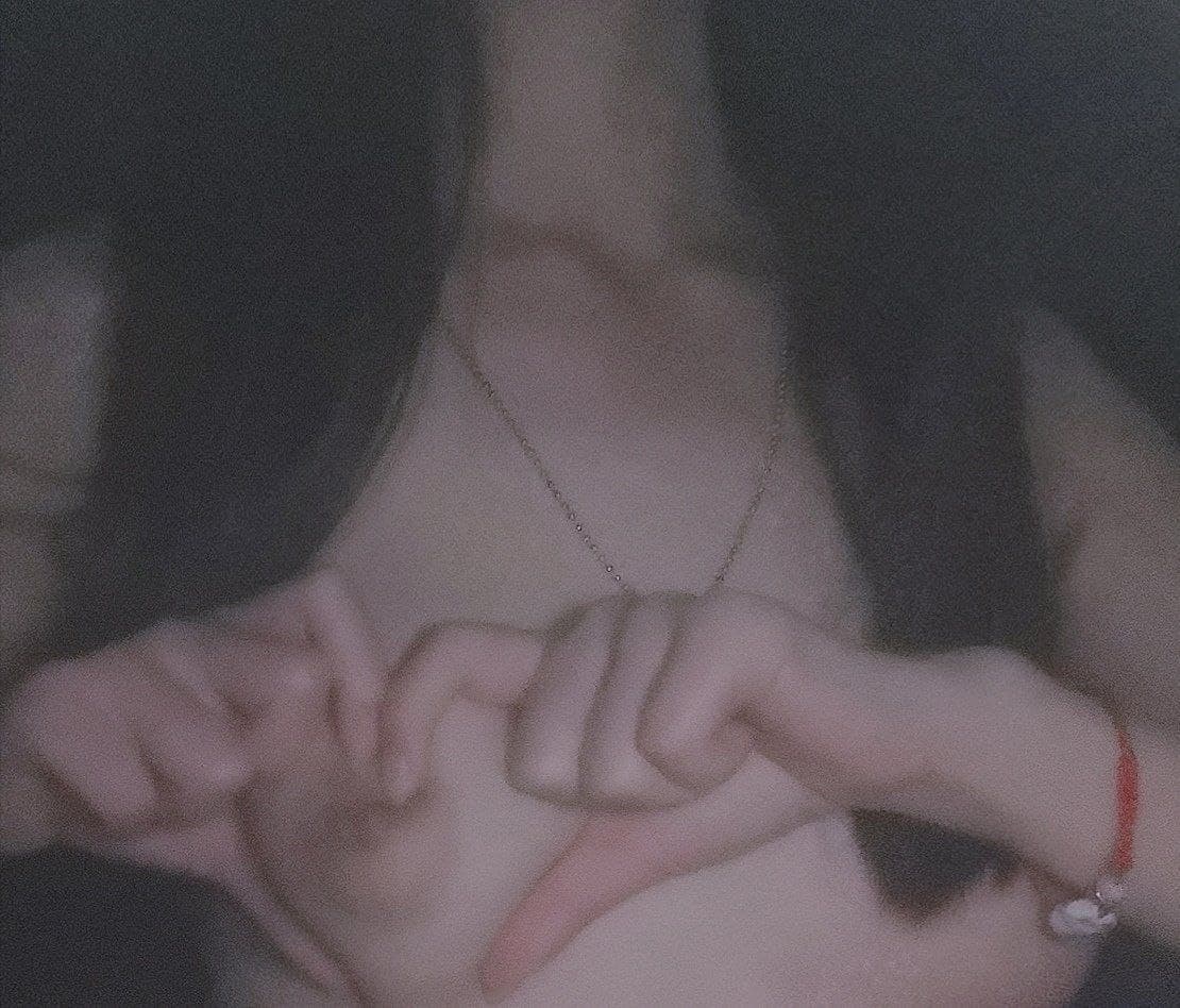 Em kế mượn laptop xóa nhầm bài tập của anh trai và cái kết